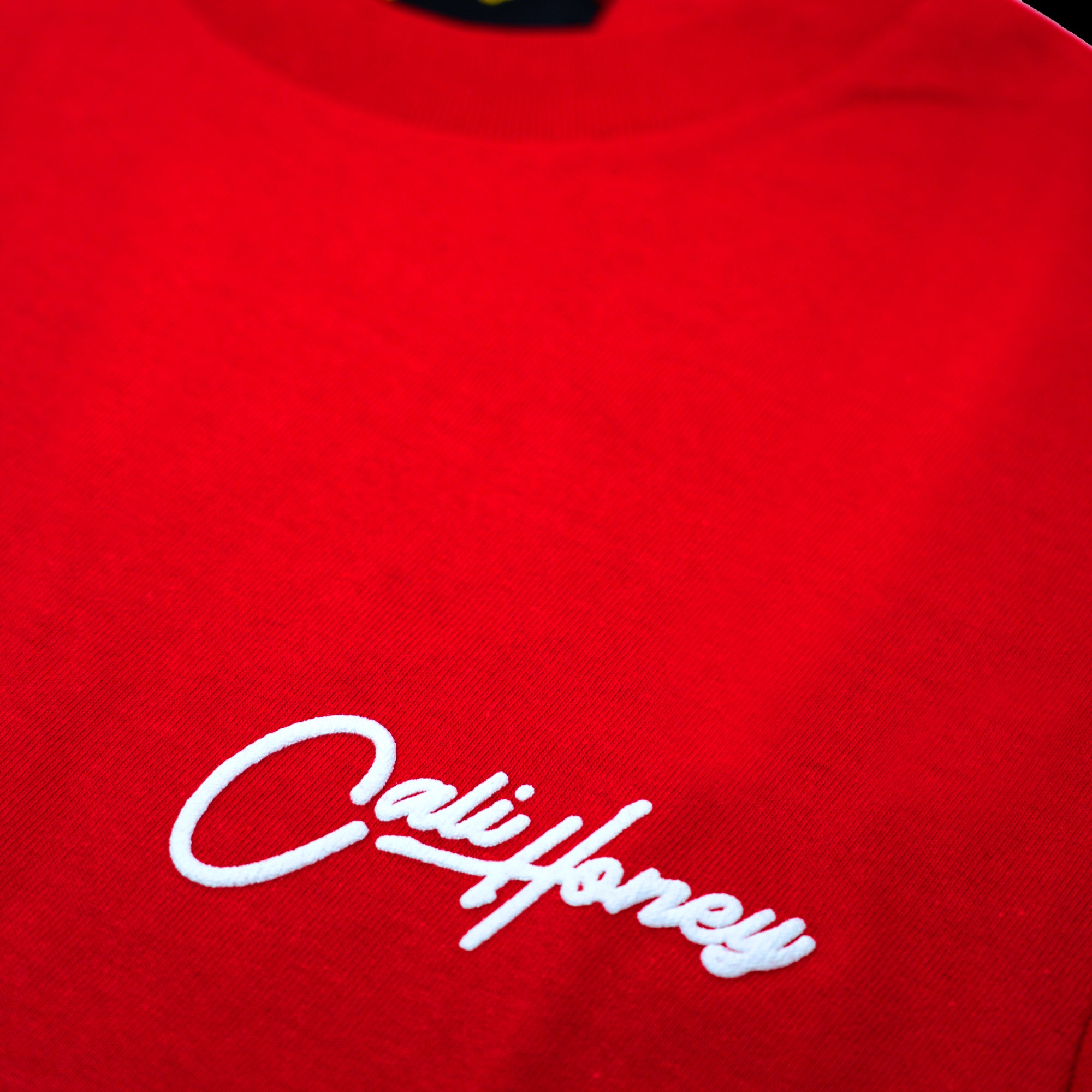 ESSENTIAL RED TEE