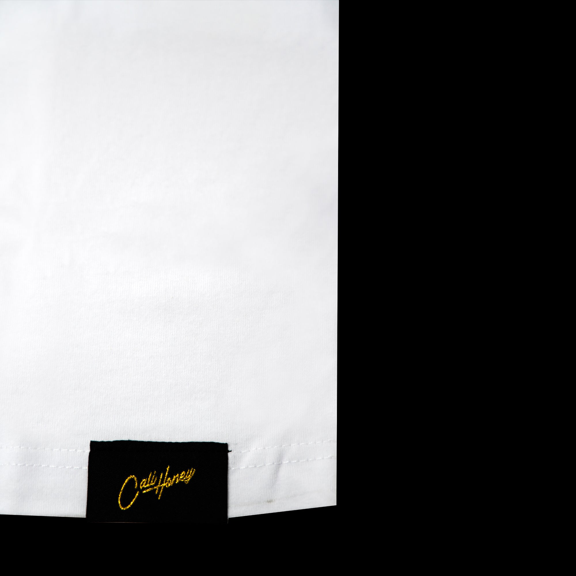 ESSENTIAL WHITE TEE