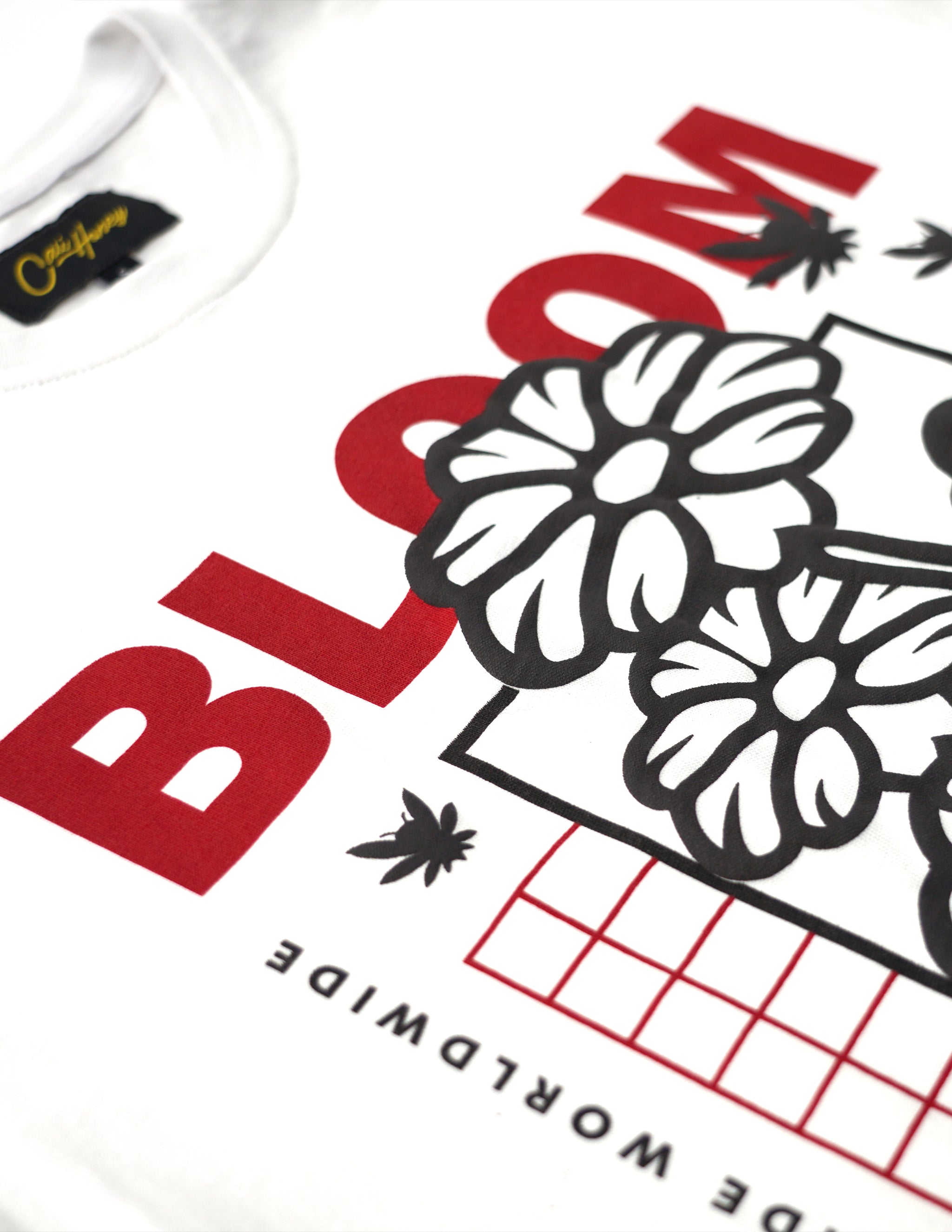 Bloom T-Shirt White w Red