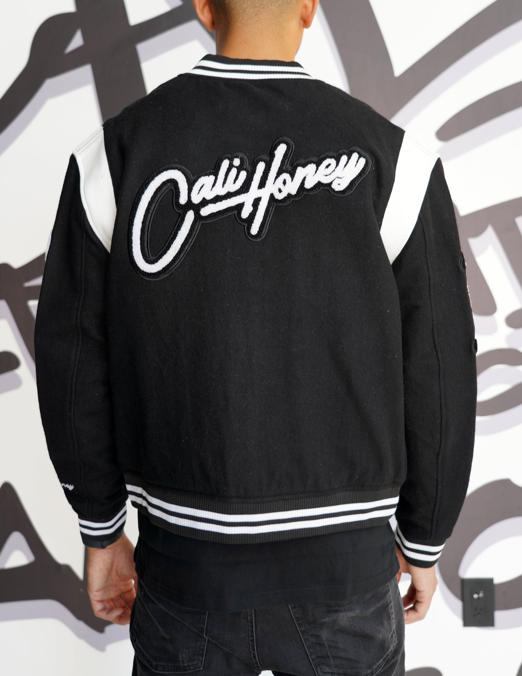 Varsity Jacket Black / White